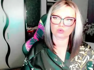 YourMilfa  live sex cam