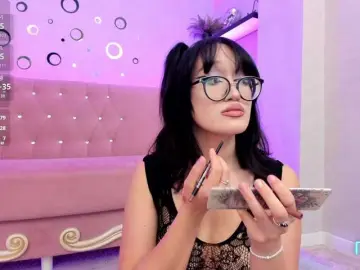 AriaGlow  live sex cam