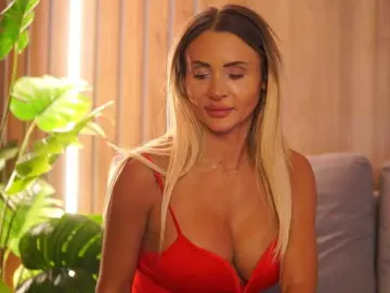 CelesteArden  live sex cam