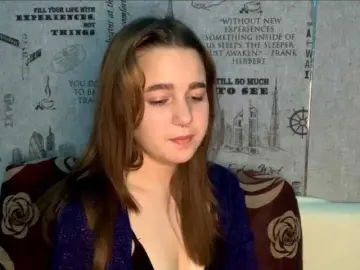 EmilyAnderl  live sex cam