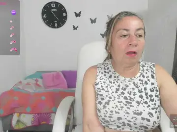 Evil-neighbor  live sex cam