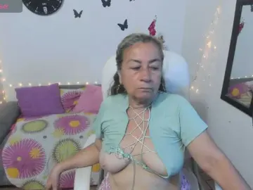 Evil-neighbor  live sex cam