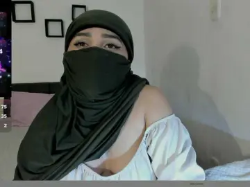 Kamari-  live sex cam