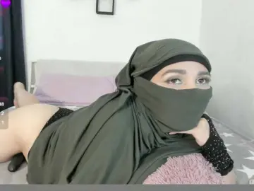 Kamari-  live sex cam