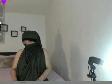 Kamari-  live sex cam