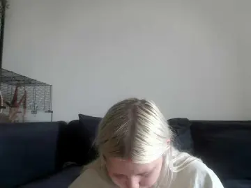 LenaHoney20  live sex cam