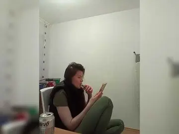 P-A-N-I-K-A  live sex cam