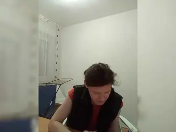 P-A-N-I-K-A  live sex cam