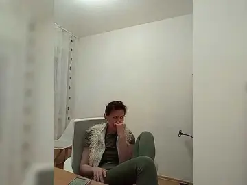 P-A-N-I-K-A  live sex cam