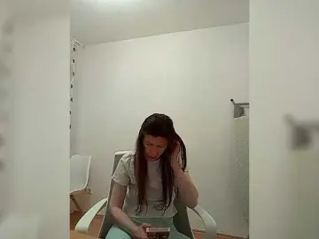 P-A-N-I-K-A  live sex cam