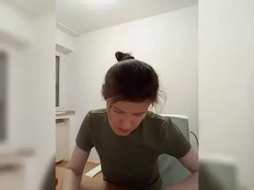 P-A-N-I-K-A  live sex cam