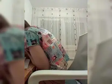 P-A-N-I-K-A  live sex cam