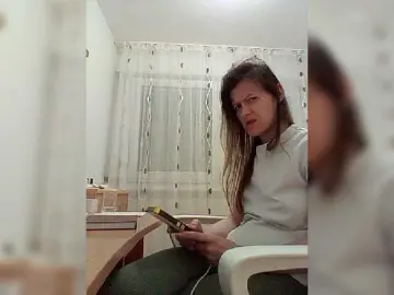 P-A-N-I-K-A  live sex cam