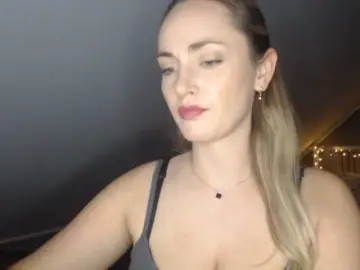 ScarlettXQueen  live sex cam