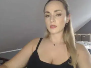 ScarlettXQueen  live sex cam