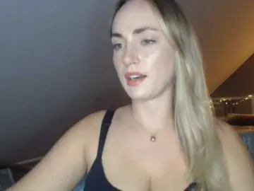 ScarlettXQueen  live sex cam