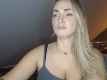 ScarlettXQueen  live sex cam