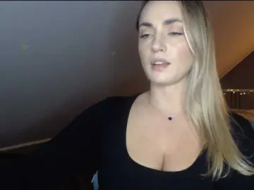 ScarlettXQueen  live sex cam