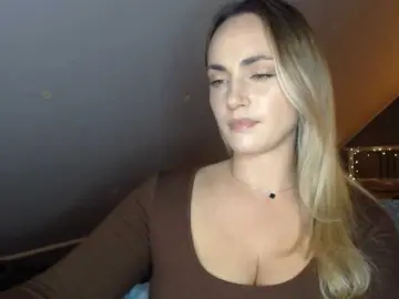 ScarlettXQueen  live sex cam