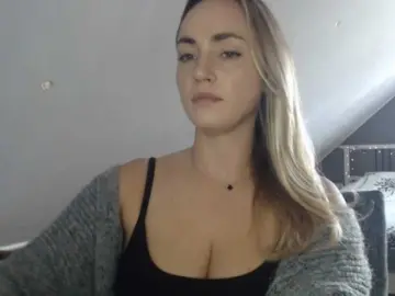 ScarlettXQueen  live sex cam
