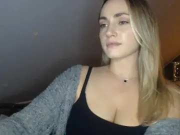 ScarlettXQueen  live sex cam