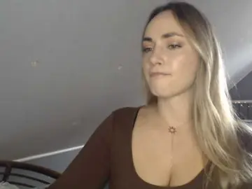 ScarlettXQueen  live sex cam