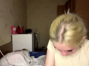 ShontaDwane  live sex cam