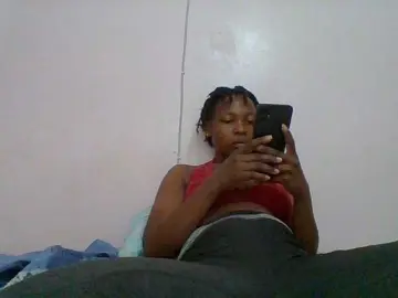 Nudevelvet  live sex cam