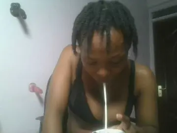 Nudevelvet  live sex cam
