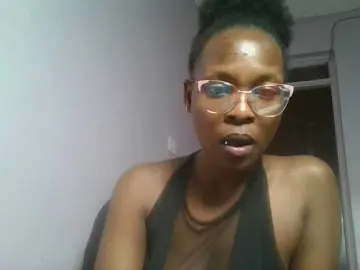 Nudevelvet  live sex cam