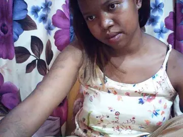 Valeria223  live sex cam