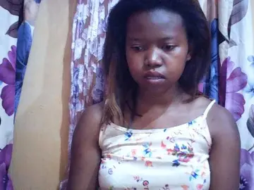 Valeria223  live sex cam