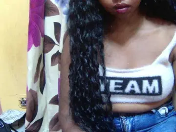 Valeria223  live sex cam