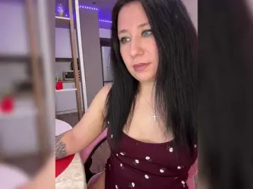 -Dirty-Bitch  live sex cam