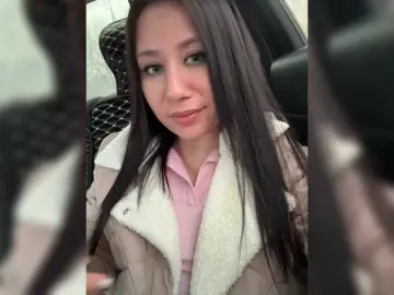 -Dirty-Bitch  live sex cam