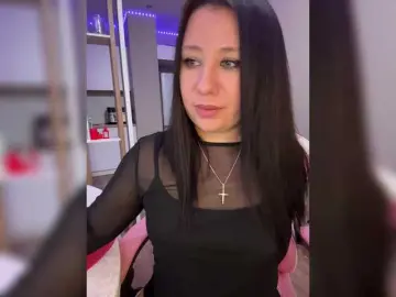 -Dirty-Bitch  live sex cam