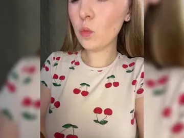 -Dirty-Bitch  live sex cam