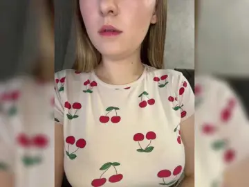 -Dirty-Bitch  live sex cam