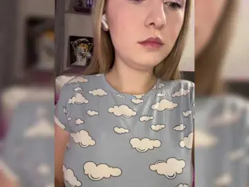 -Dirty-Bitch  live sex cam