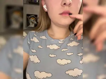 -Dirty-Bitch  live sex cam