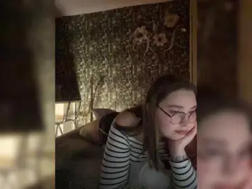 AlexisGrant  live sex cam