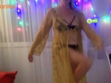 Desirable3  live sex cam