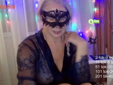 Desirable3  live sex cam