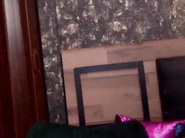 Spicystarlet  live sex cam