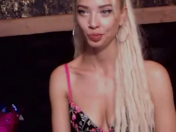Spicystarlet  live sex cam