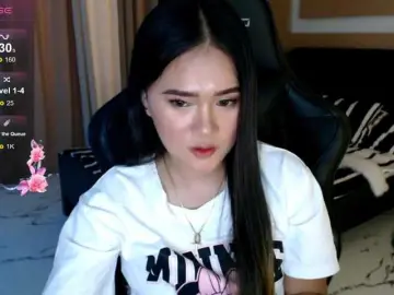 AdriannaFowler  live sex cam