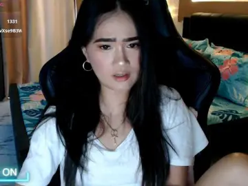 AdriannaFowler  live sex cam