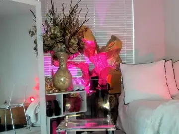 Classy4uuuu  live sex cam