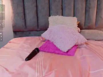 ErikaMoore  live sex cam