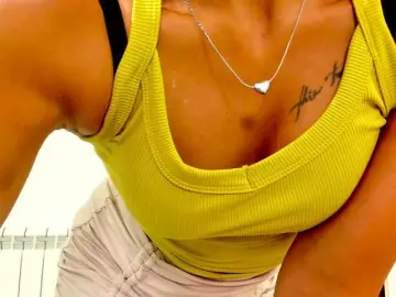 LeylaFoxxy  live sex cam